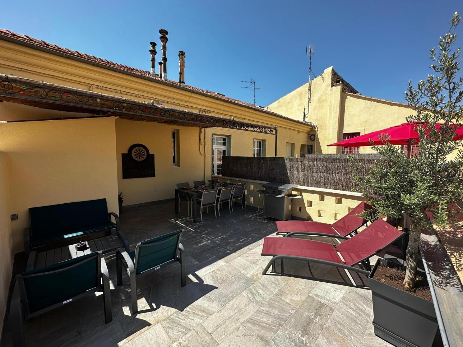 Appartement 4 A 8 Personnes, Spacieux De Standing Classe 4 Etoiles نيم المظهر الخارجي الصورة
