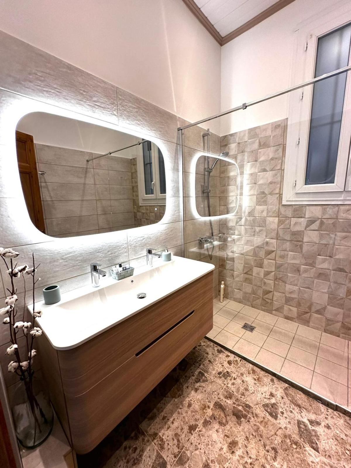 Appartement 4 A 8 Personnes, Spacieux De Standing Classe 4 Etoiles نيم المظهر الخارجي الصورة